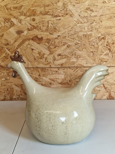 Long neck rooster farmhouse - long,