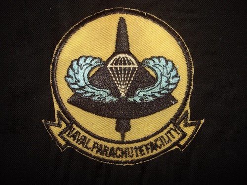 Navy naval parachute - us,