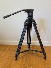 Libec TH-950 DV fluid head tripod + camera plate + tripod case. Free UK delivery