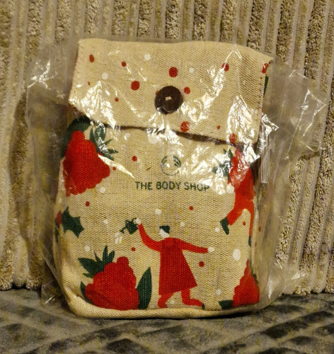 The body shop festive - body,