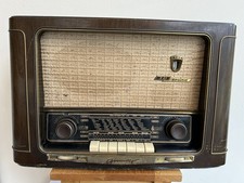 Grundig Model 2043 Radio -