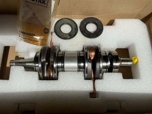 420 8883 crankshaft skidoo - 420-8883-90,