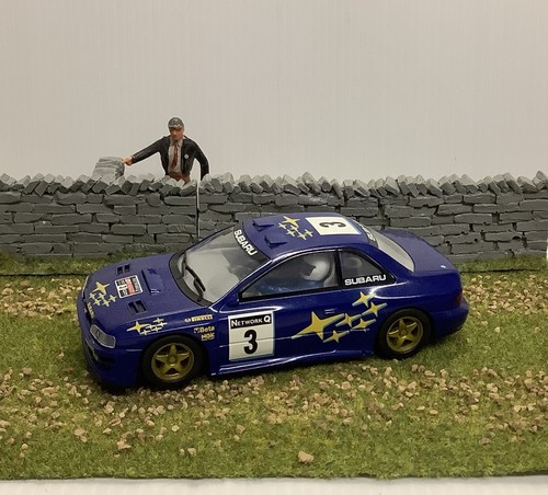 Perfect grass gravel track - &,