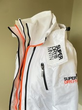 Superdry Mountain