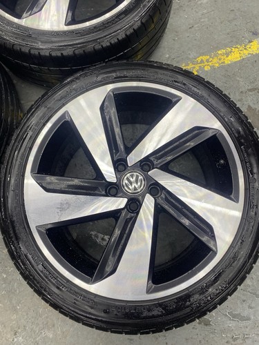 Genuine volkswagen polo - genuine,