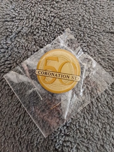 Coronation street enamel pin - coronation,