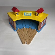 Wooden Engine Shed with front track piece 4 train bays