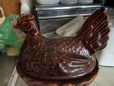 Vintage Ceramic Hen Egg Holder