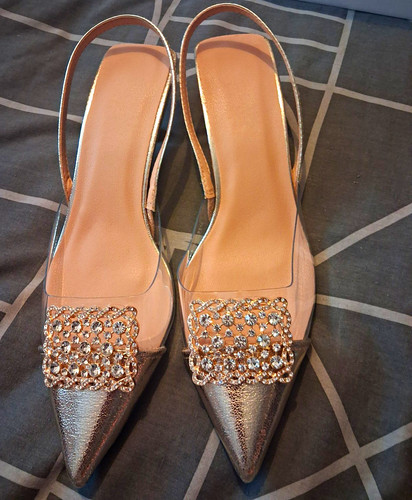 Beautiful gold kitten heel - kitten,