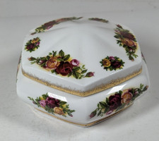 Royal Albert Old Country Roses