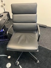 Vitra EA219 Charles & Ray Eames Black Leather Soft Pad Office Chair Chrome Based