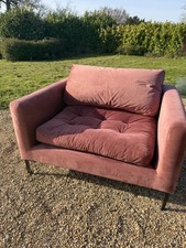 Heals Eton Loveseat (Pink