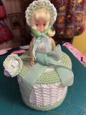 Vintage Crochet/Knitted Doll Toilet Roll Holder Cover Pastel Green & White Gift