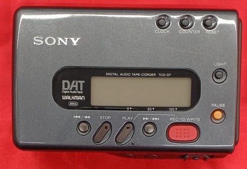 Sony tcd portable dat - portable,