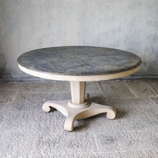 Antique Tilt-Top Loo Table