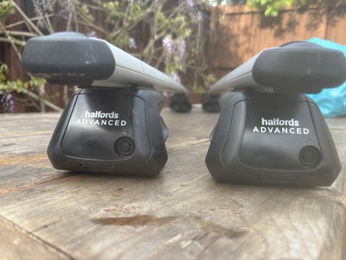 Halfords advanced aero - advanced, roof