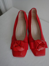 Hispanitas Ultra Soft Red