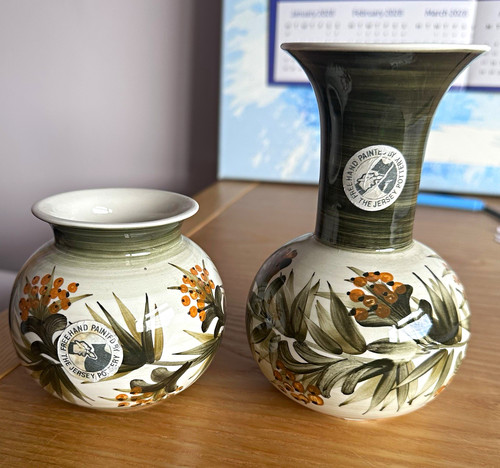 Jersey pottery hand painted - pottery, hand-painted