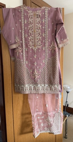 Pakistani partywear - pakistani,