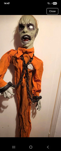 Halloween hanging zombie - halloween,