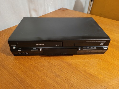 Toshiba 38vb dvd vhs - /,