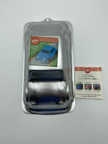 Wilton cruiser car cake - 3-d,