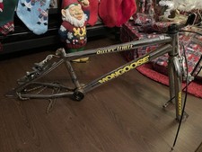 VINTAGE CHROME MONGOOSE OUTER