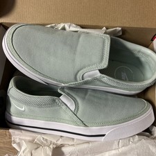 Nike Shoes Womens 8.5 Court