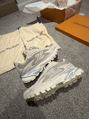 Louis vuitton tactic uk7 brand - louis,