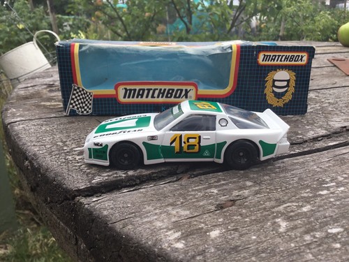 Matchbox chevrolet camaro - matchbox,