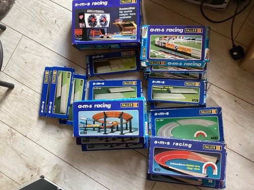 Faller race track - race,
