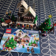 LEGO  10199 Winter Village Toy Shop 100% complete with instructions but no box