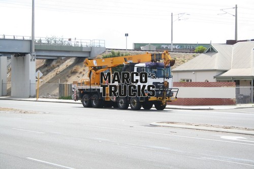 Truck photo man - f2000, mobile