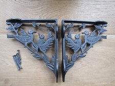 PAIR of 2 BIRDS Cast iron old
