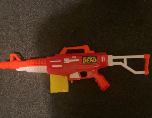 Buzz bee toys the walking - the, dead