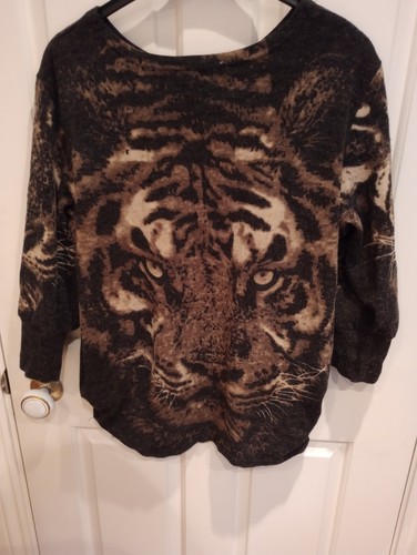 New look tiger - look, jumper