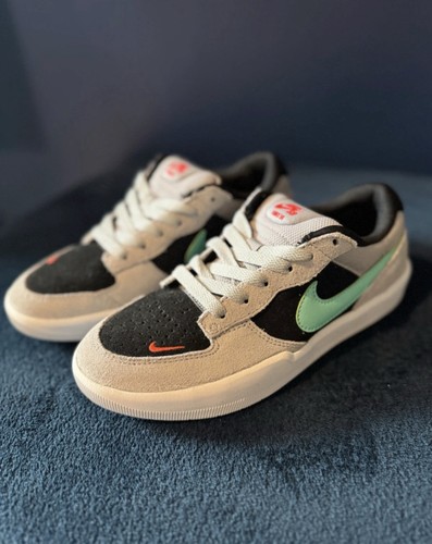 Nike force size 4 - 58,