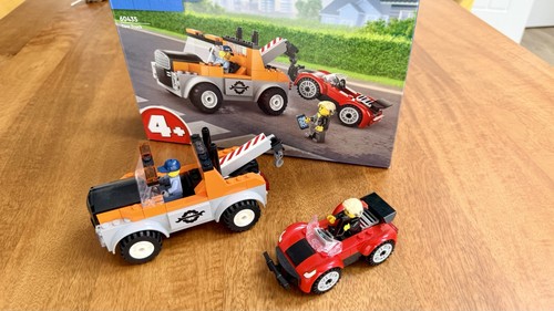 Lego city tow - truck,