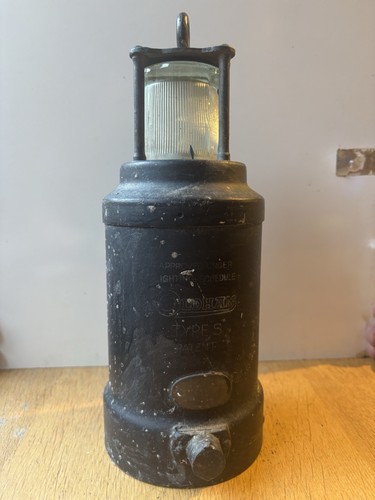 Oldham type miners lamp - s,