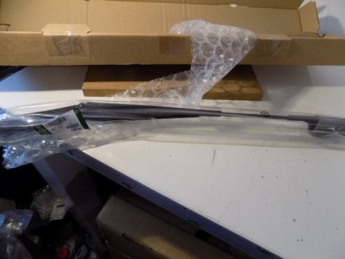 Genuine range rover velar - genuine,