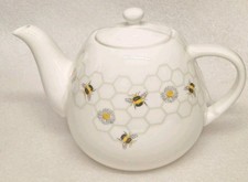 New Honey Bee wander Tea Pot