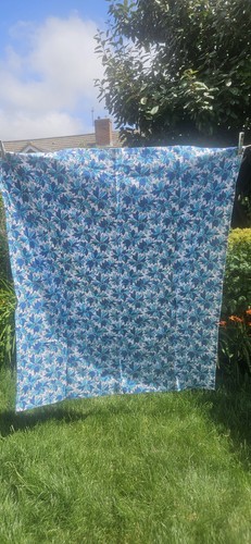 Vintage pair curtains - pair,