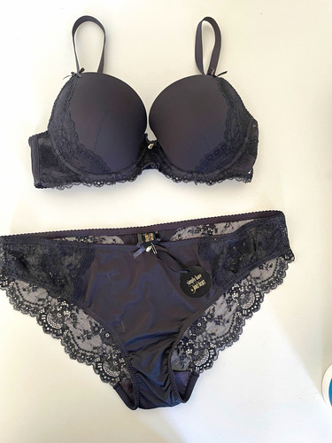 Simply bare janet - by, reger