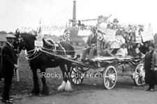 Nzx-32 Decorated Horse Float