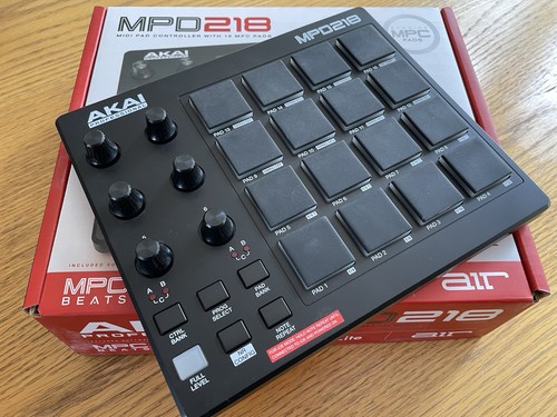 Akai professional mpd218 - professional,