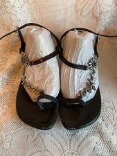 black toe post sandals size 40