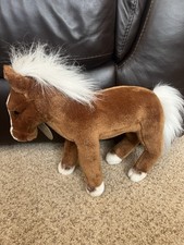 Yomiko classics horse