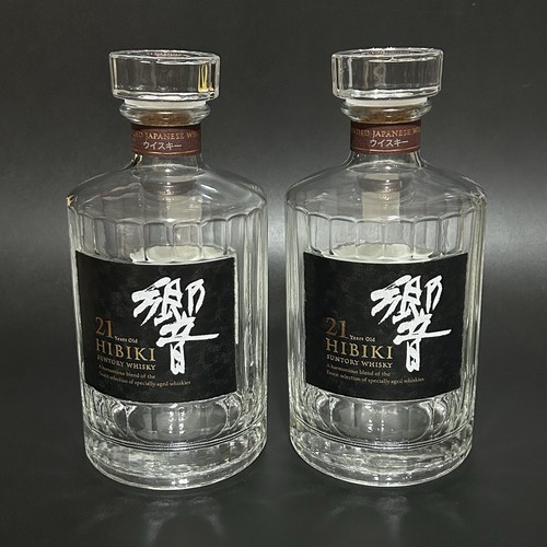 Suntory whiskey hibiki year - whiskey,