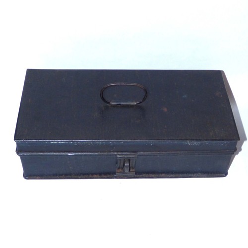 Antique victorian tin - antique, box