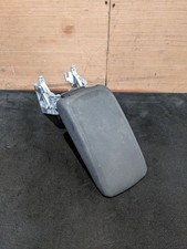 AUDI A3 SPORTBACK 8VA CENTRE CONSOLE ARMREST 8V0864283